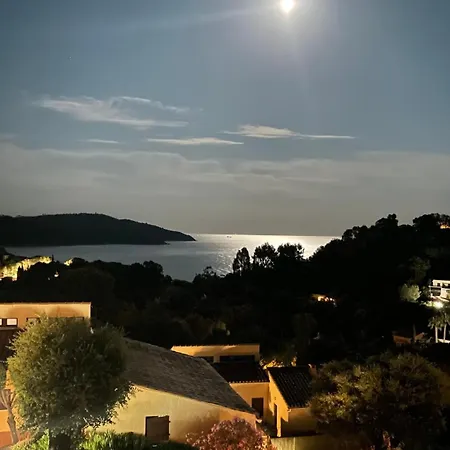 Gigaro Sylvabelle Sea Lounge Apartamento *